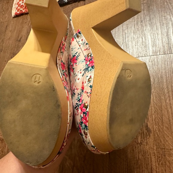 Boho Size 11 Floral clog platform mule - Picture 6 of 6
